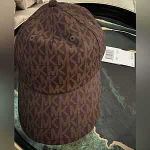 NWT MK Signature brown cap
